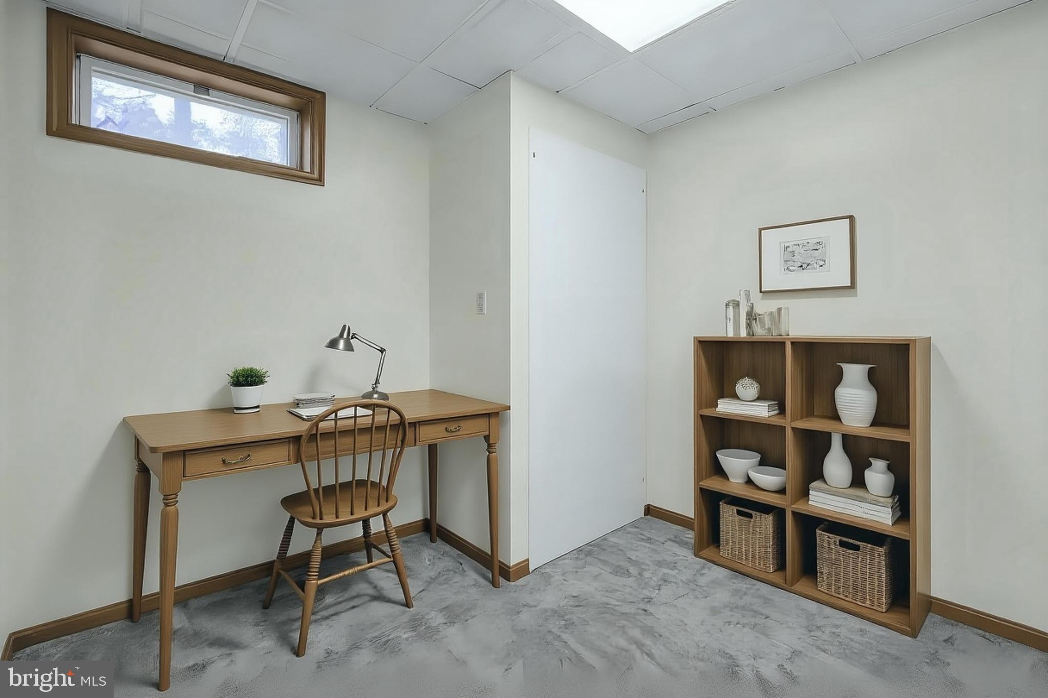 BRETON BAY - Residential Lease