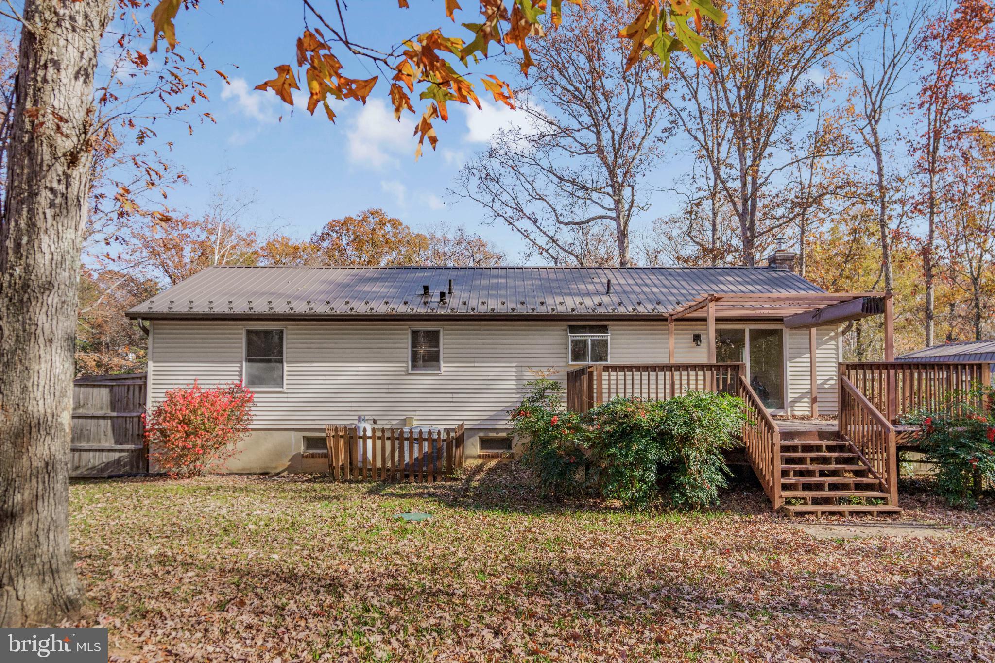 BRETON BAY - Residential Lease