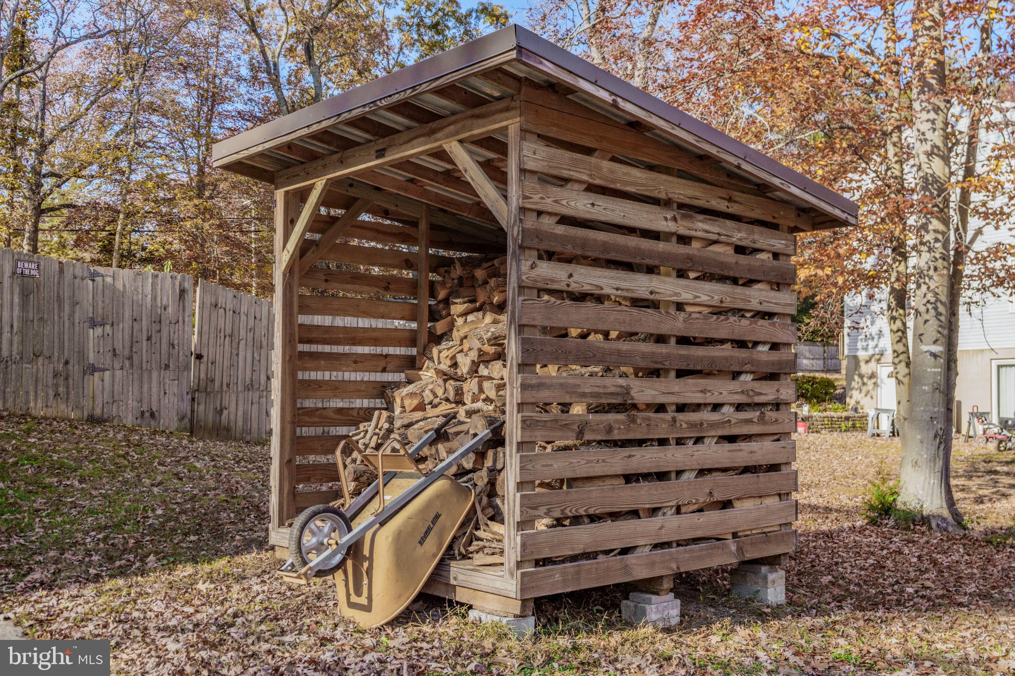 BRETON BAY - Residential Lease