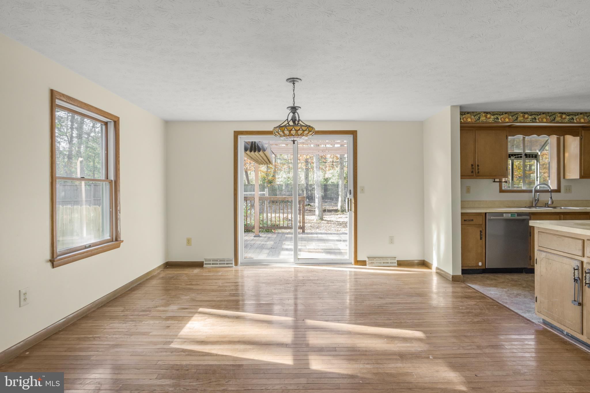 BRETON BAY - Residential Lease