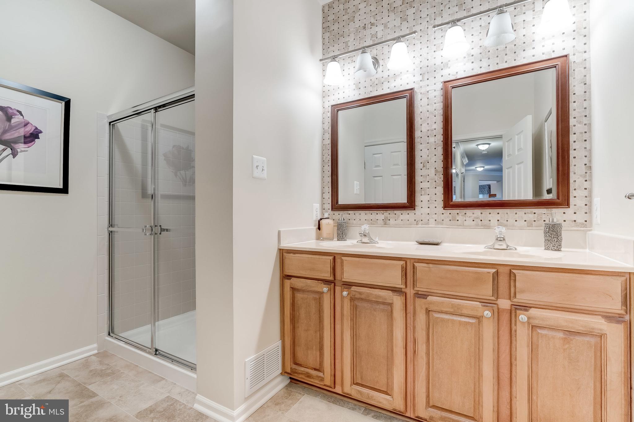 TREYBURN - Residential