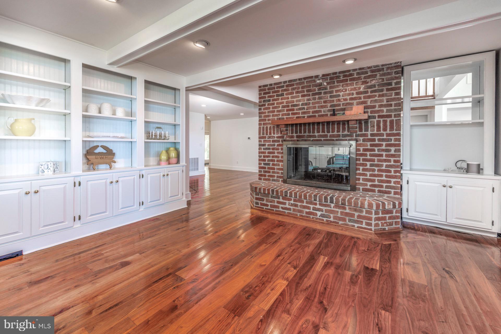 TILGHMAN ISLAND - Residential