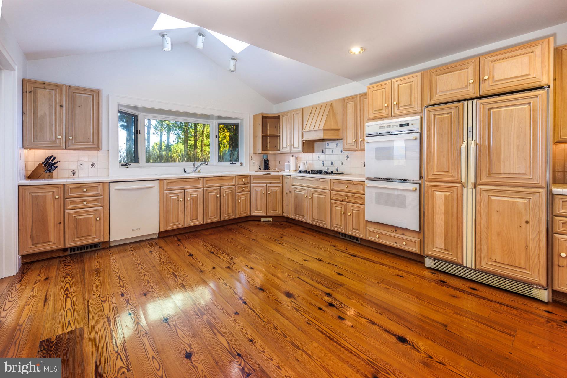 TILGHMAN ISLAND - Residential