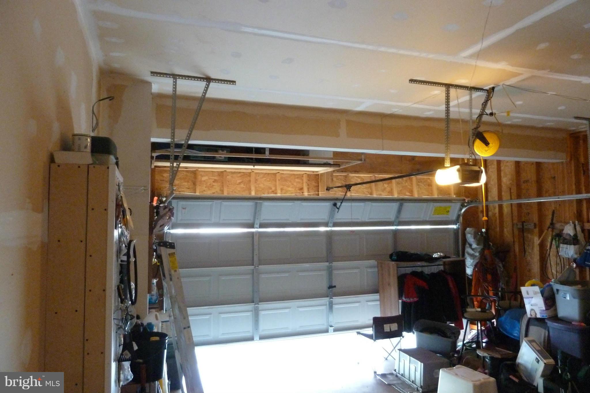 BENTWOOD ESTATES - Residential