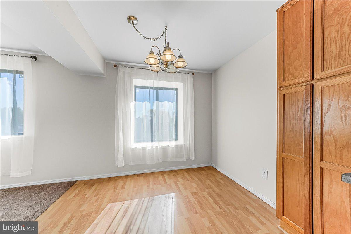 HILLTOP SUMMIT - Residential