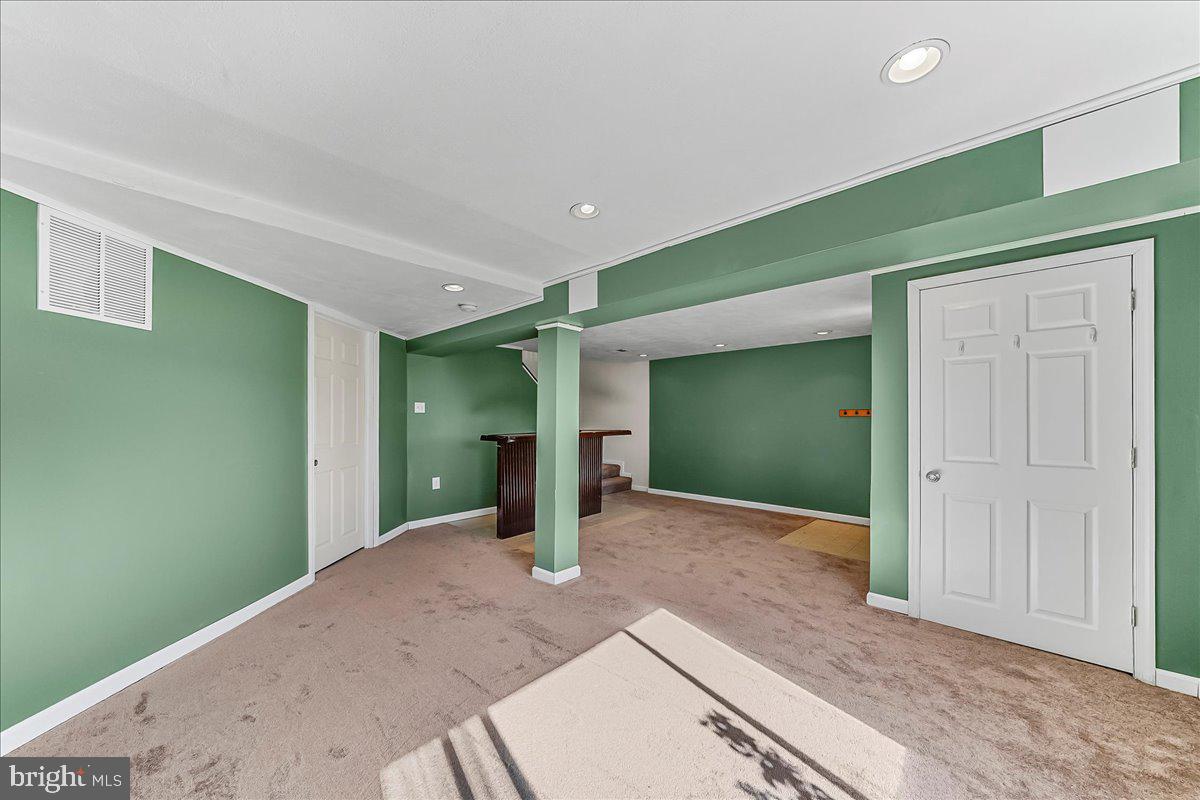 HILLTOP SUMMIT - Residential