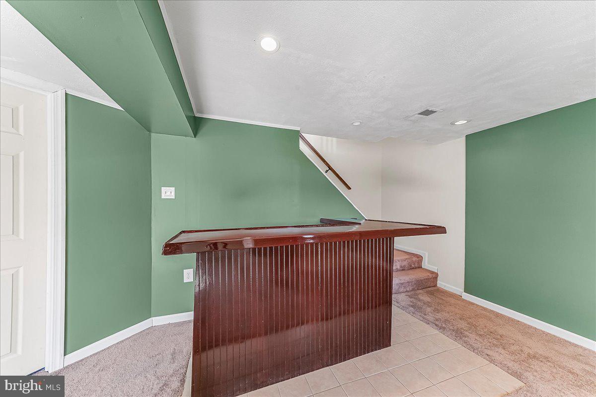 HILLTOP SUMMIT - Residential