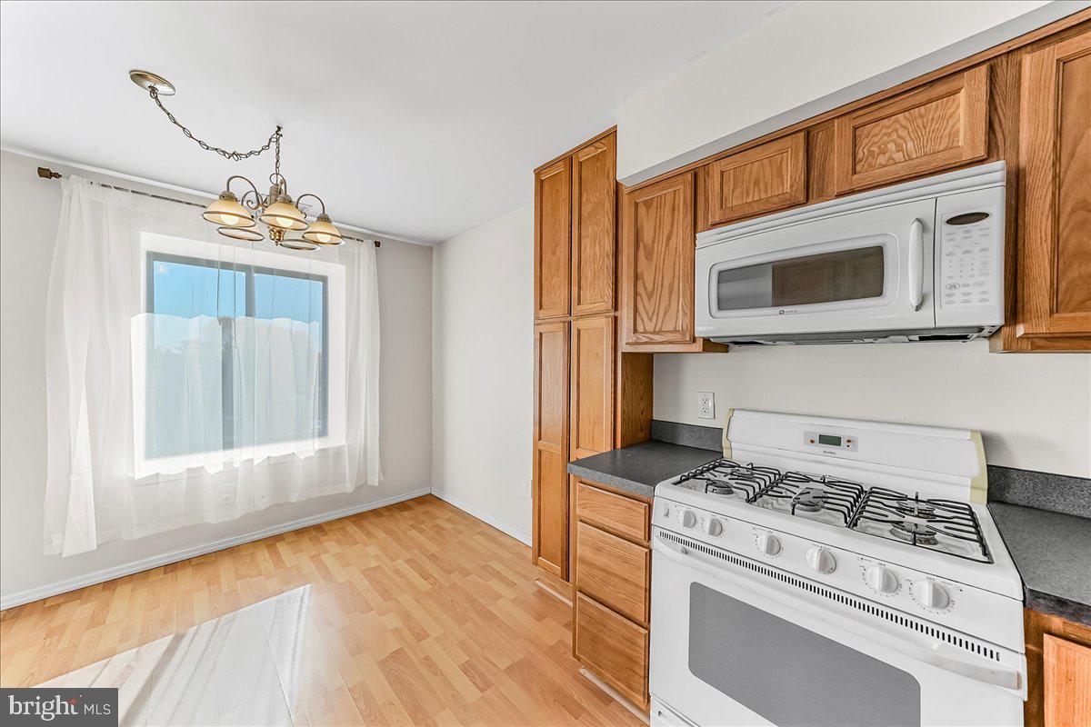 HILLTOP SUMMIT - Residential