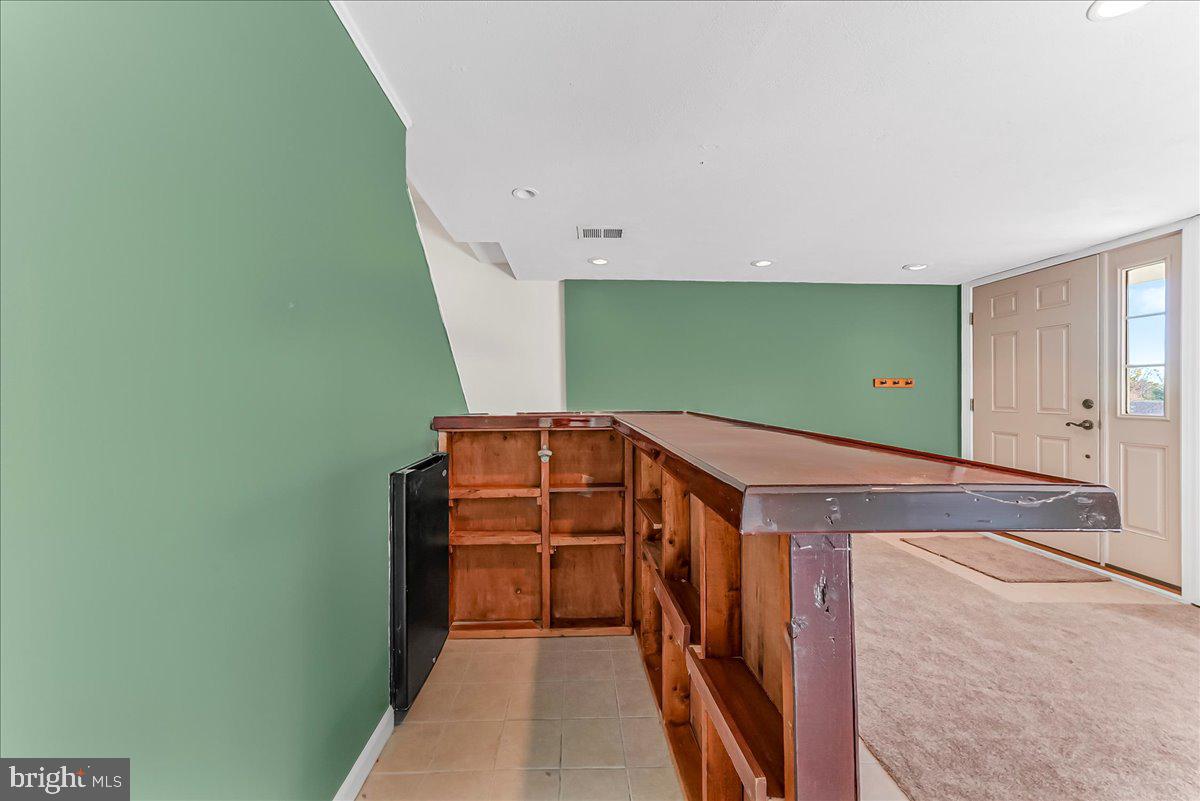 HILLTOP SUMMIT - Residential