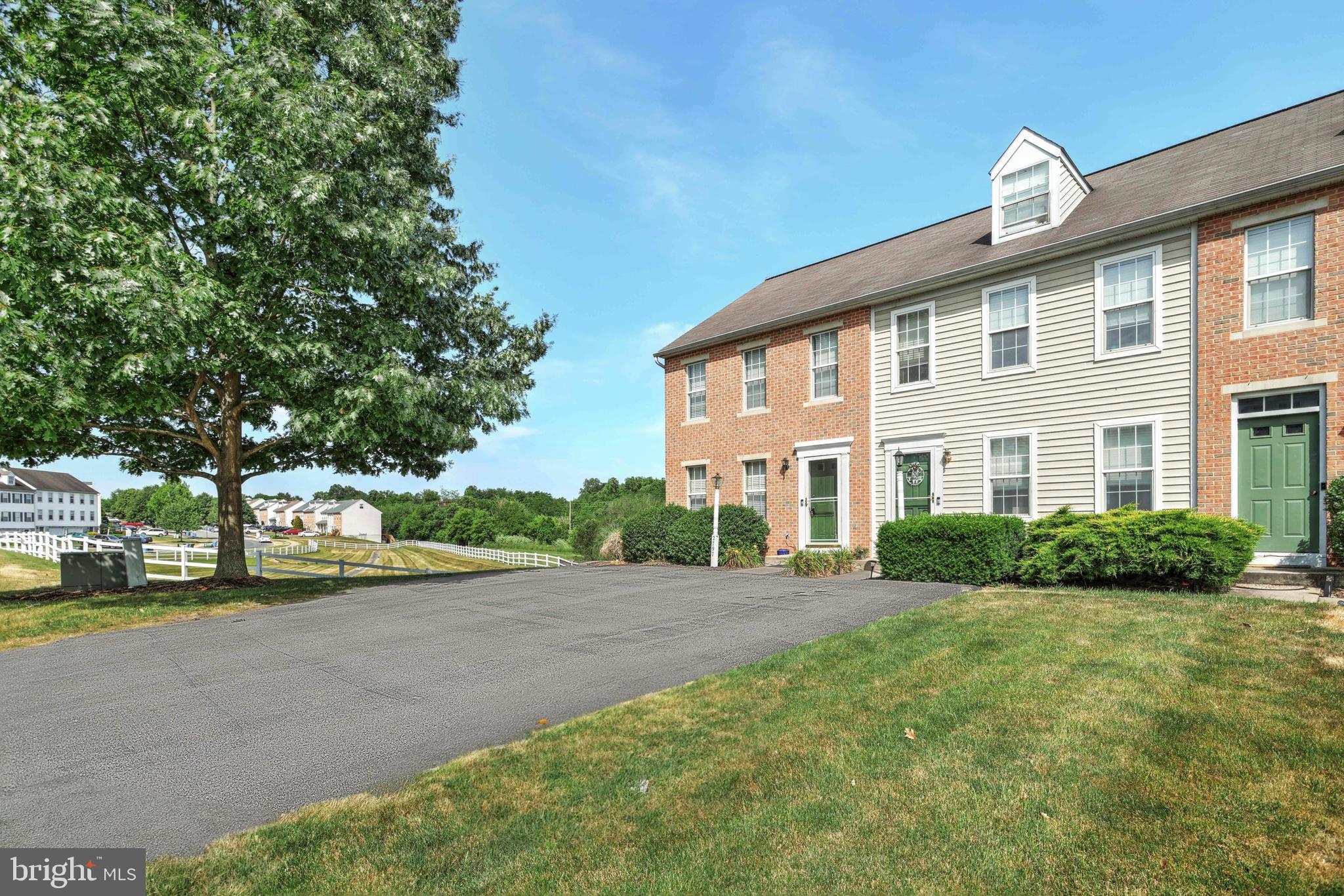 HEARTHRIDGE - Residential