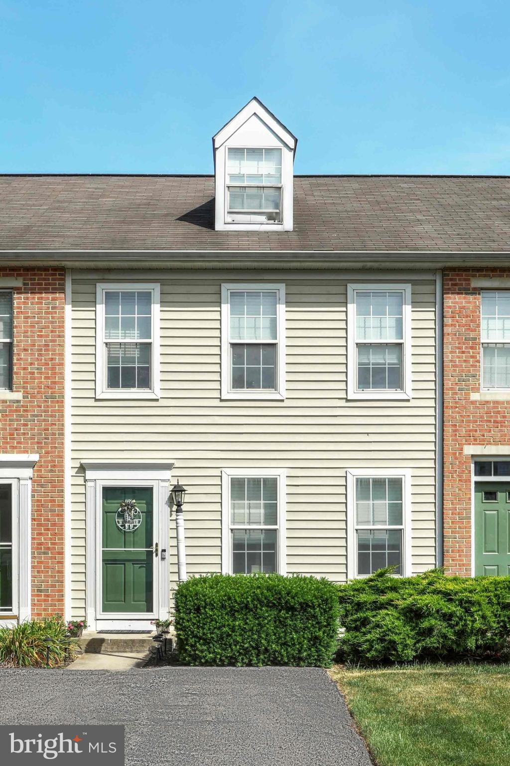 HEARTHRIDGE - Residential