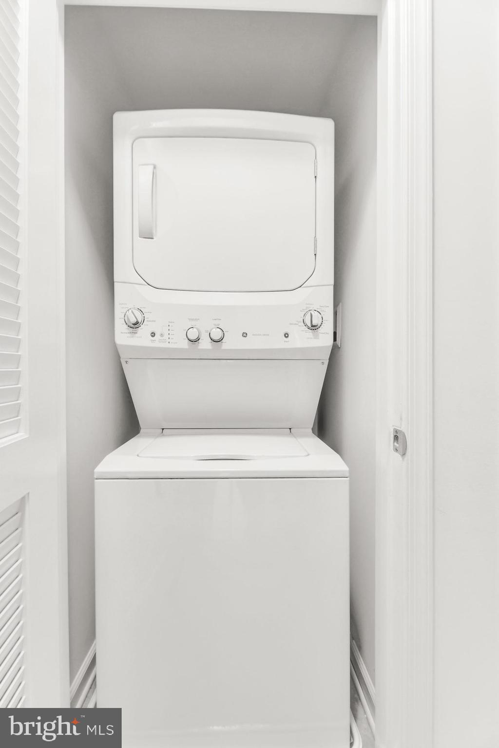 EAGER PARK TOWNHOMES - Residential