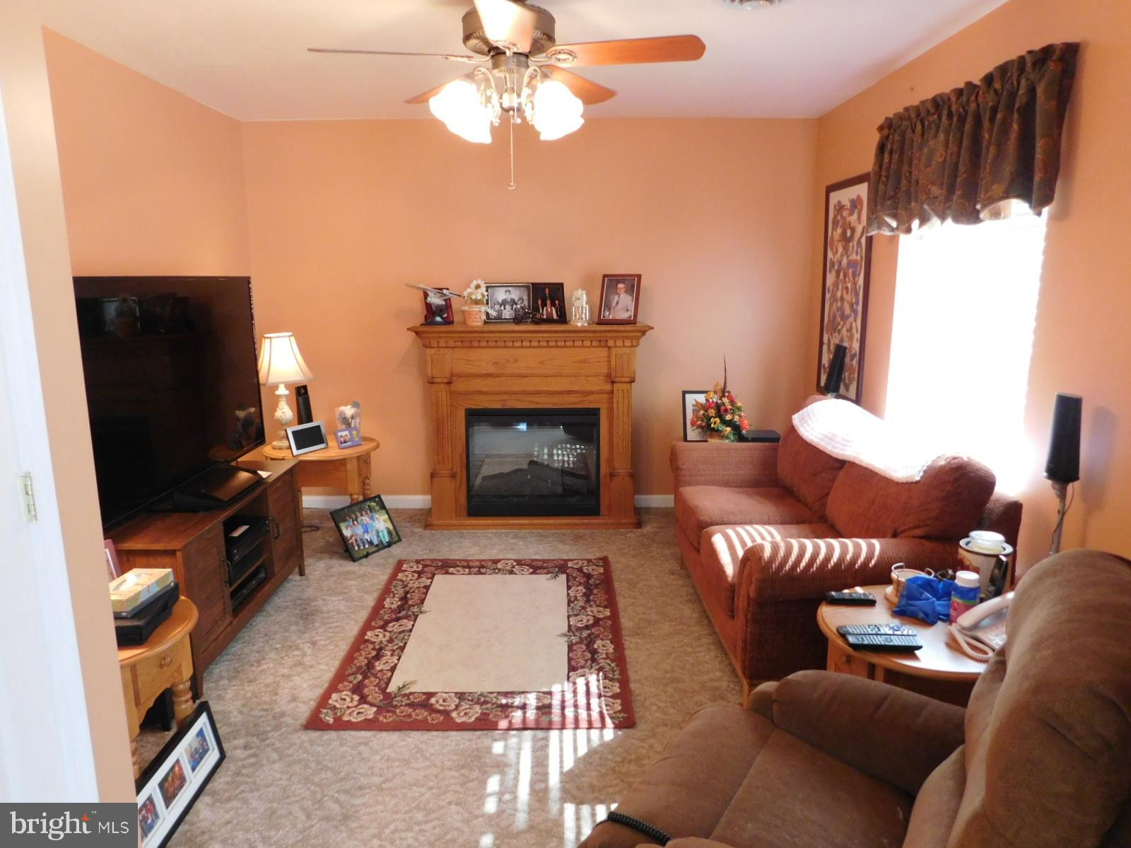 GLEN OAKS - Residential