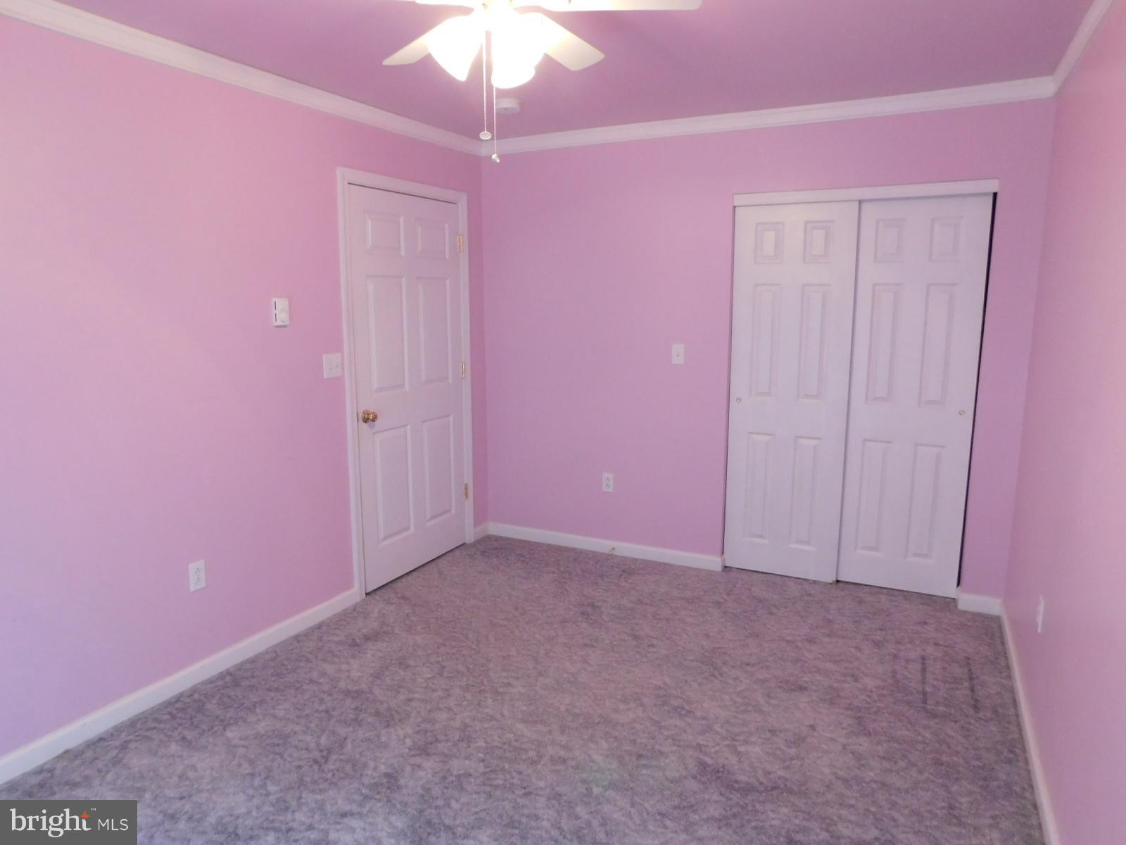 GLEN OAKS - Residential