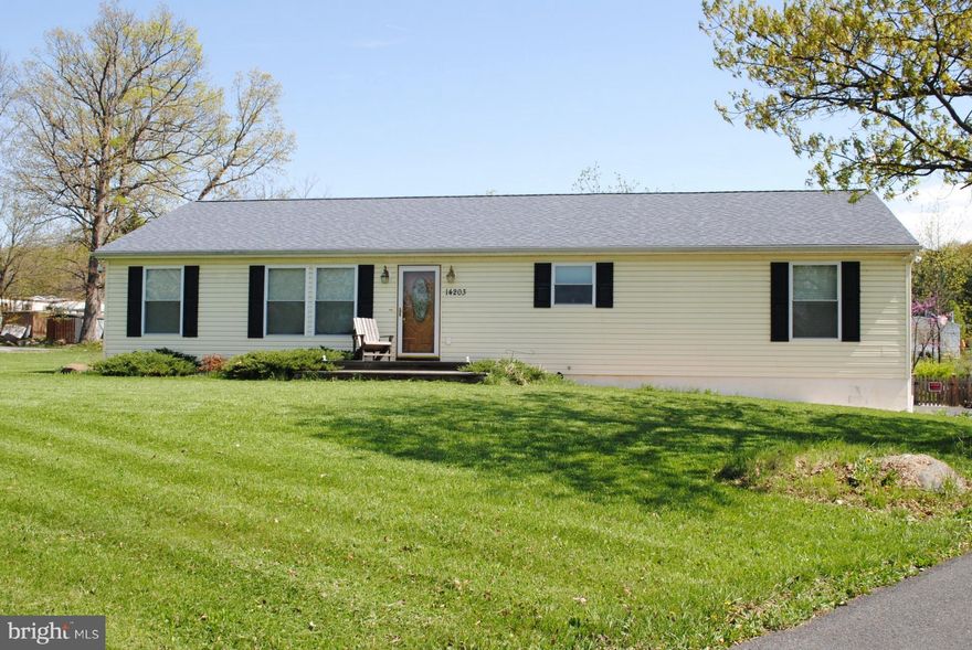 If you are looking for one level living, look no further! This home is ready for you to move right in! The home is stick built & features an open floor plan; large kitchen with large kitchen island with bar seating; partially fenced backyard; large corner, level lot and off-street parking in the large, paved driveway. All appliances convey. This one is a must-see home! Call today for appointment!