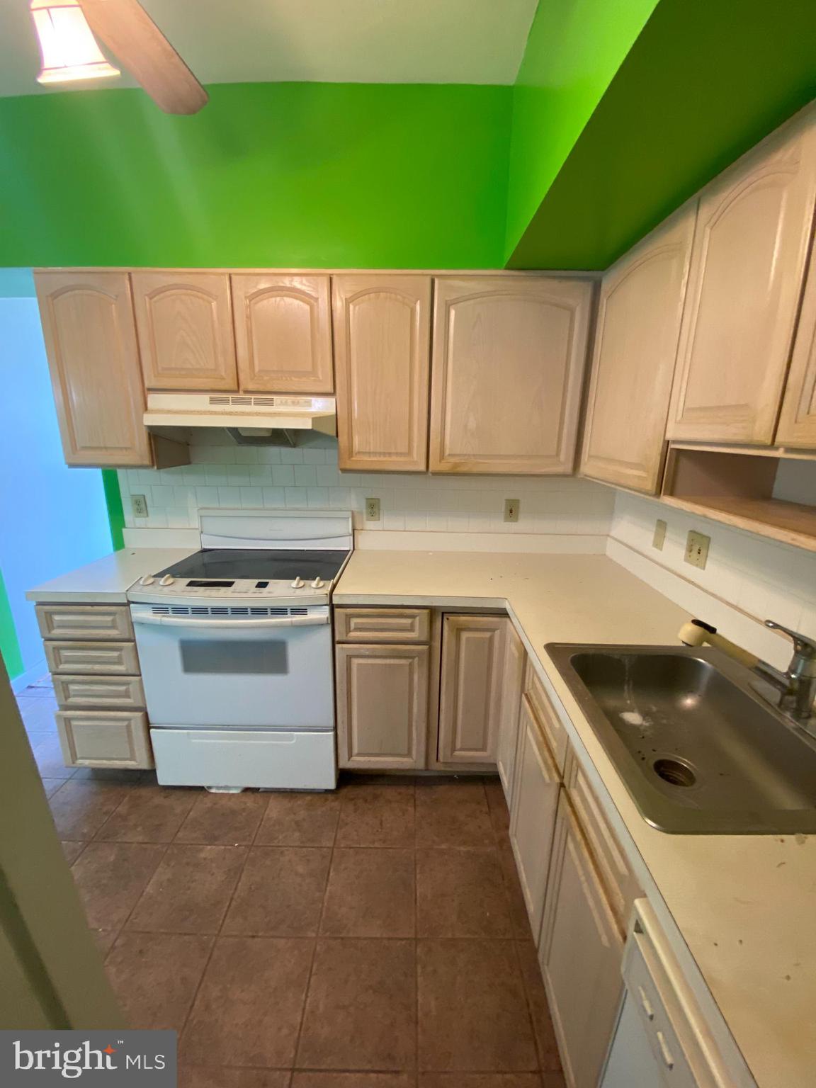 BELLE FARM ESTATES - Residential