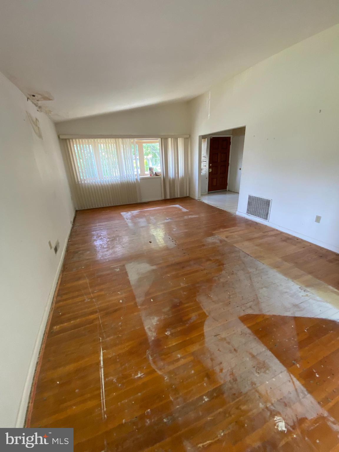 BELLE FARM ESTATES - Residential