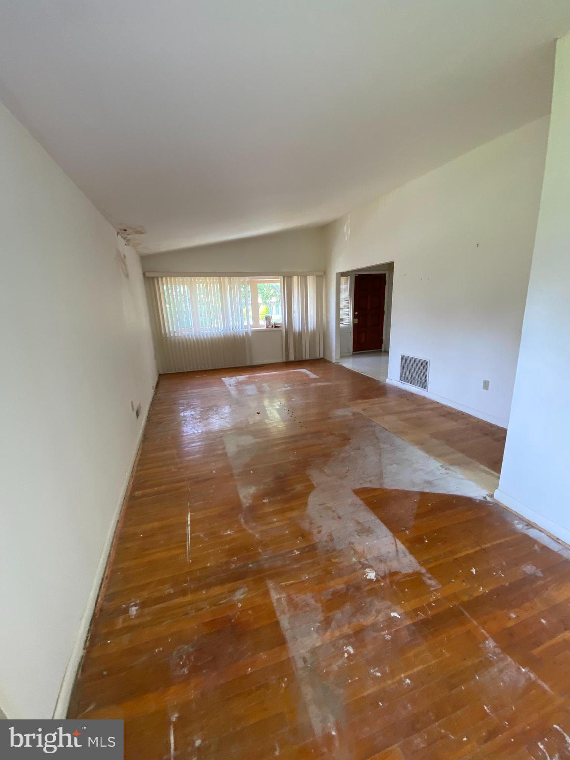 BELLE FARM ESTATES - Residential