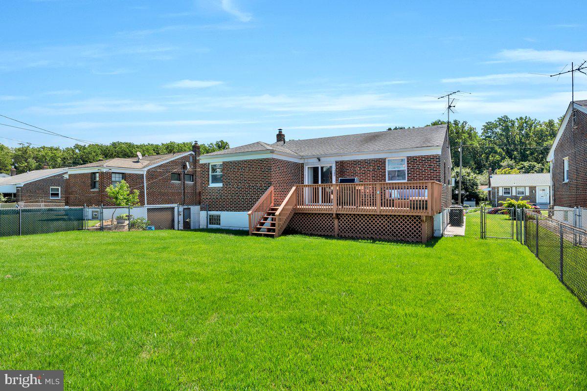 LEXINGTON PARK - Residential