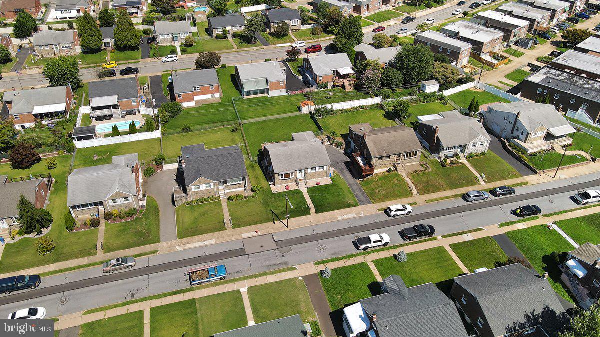 LEXINGTON PARK - Residential