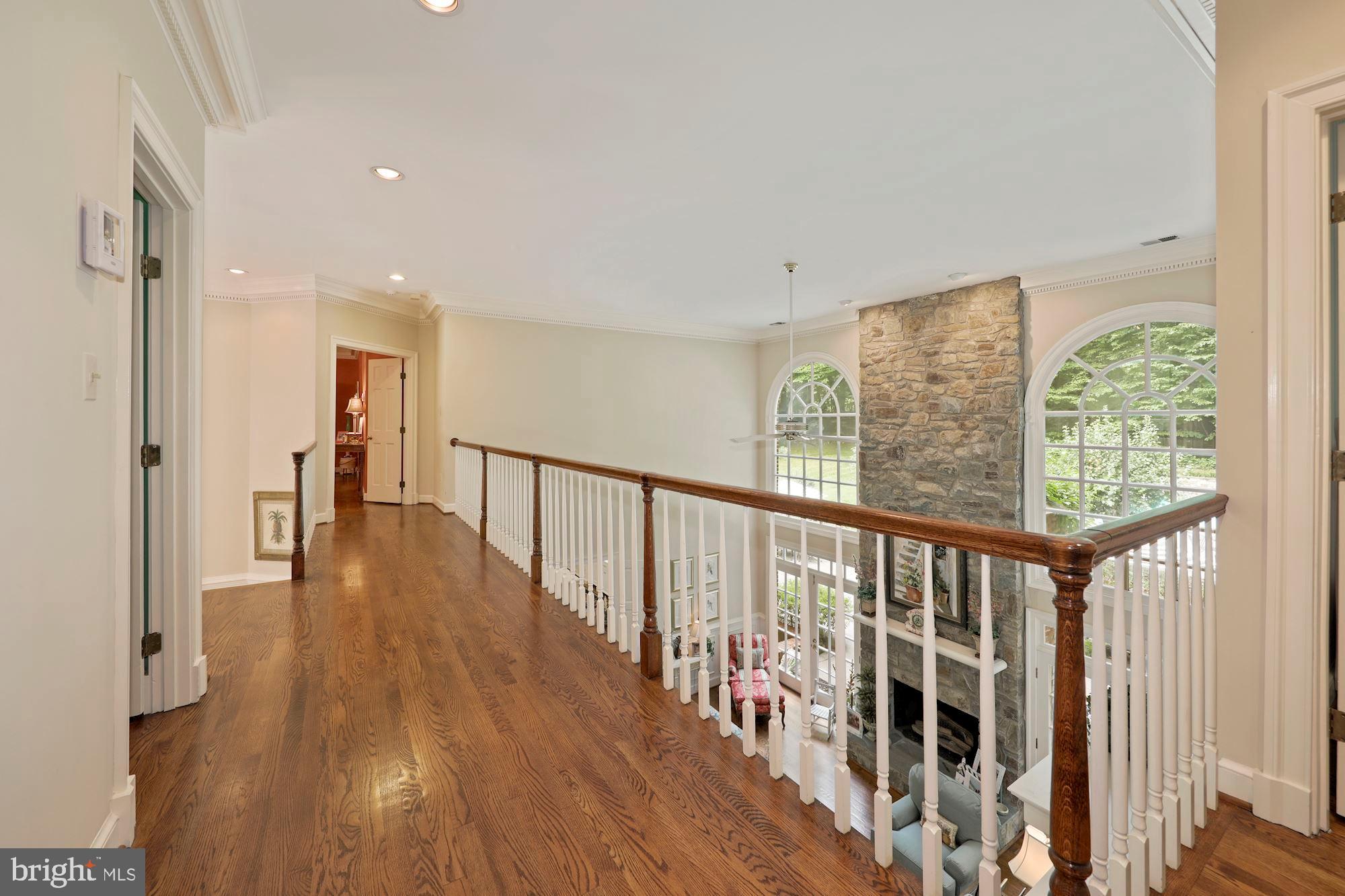 BURNING TREE - Residential