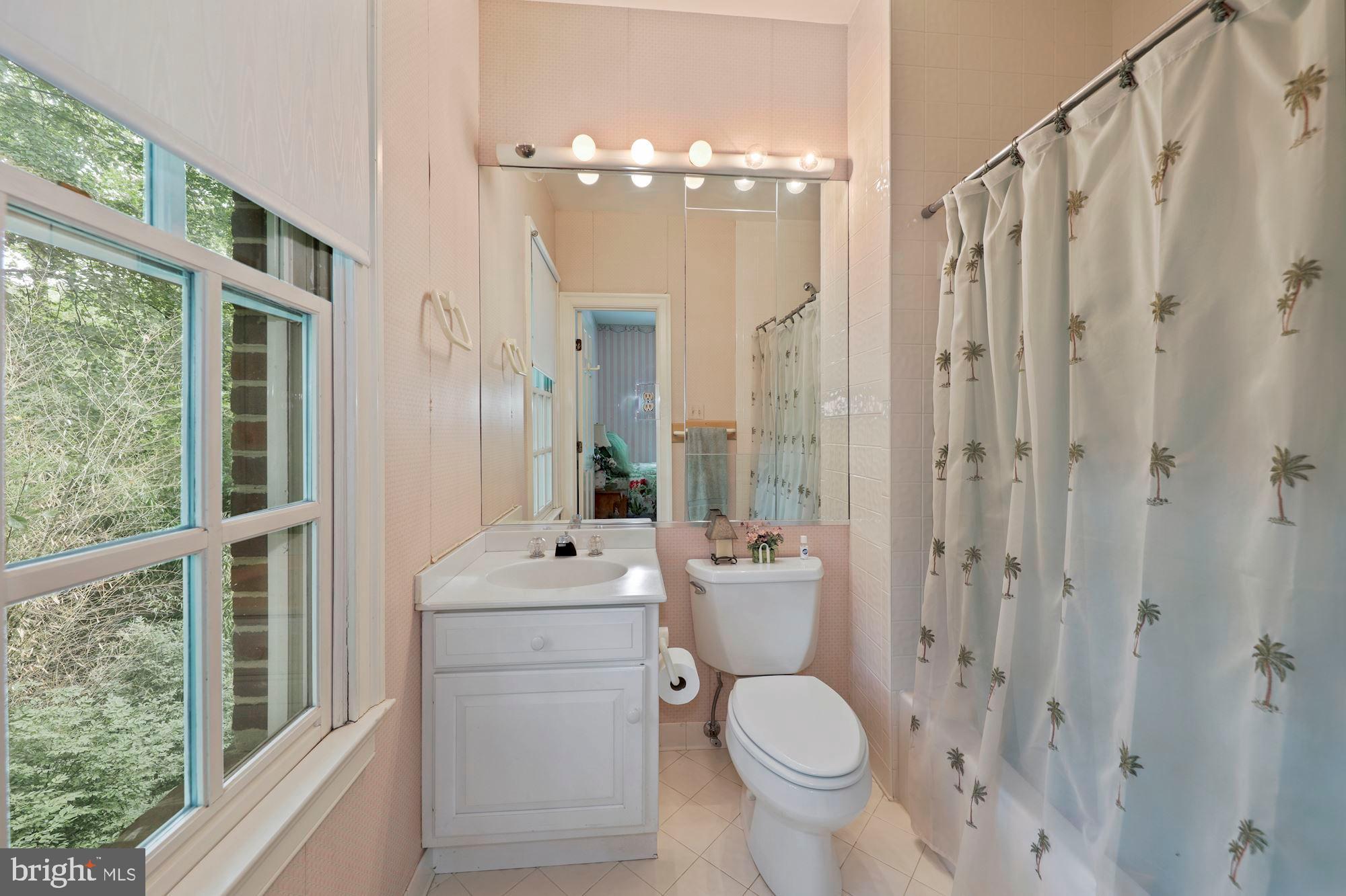 BURNING TREE - Residential