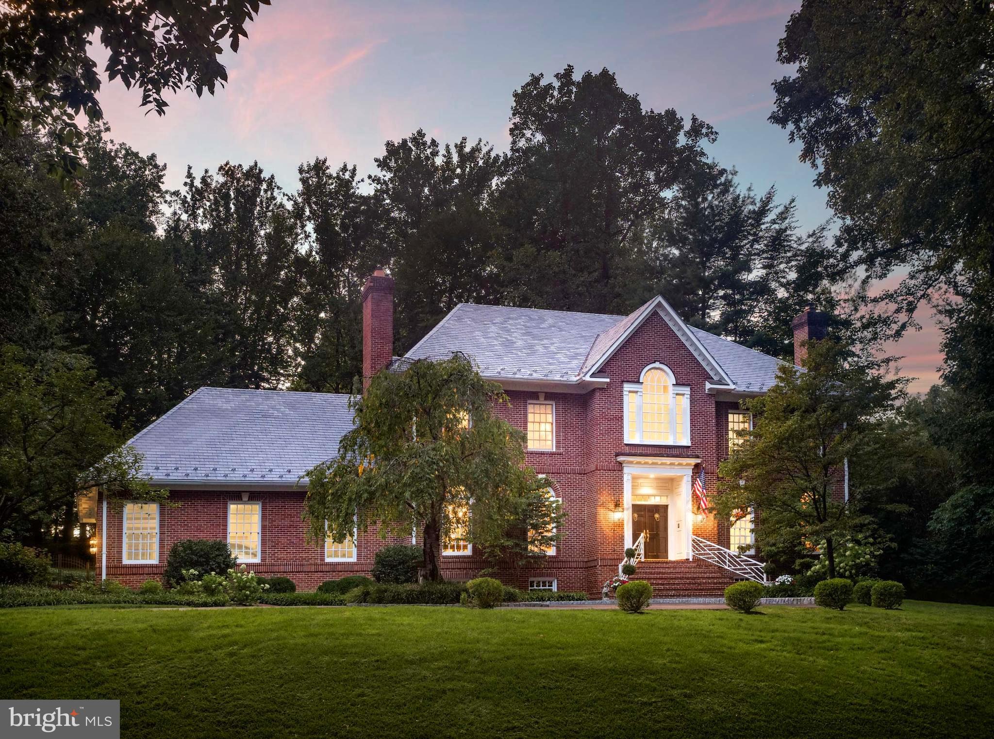 BURNING TREE - Residential