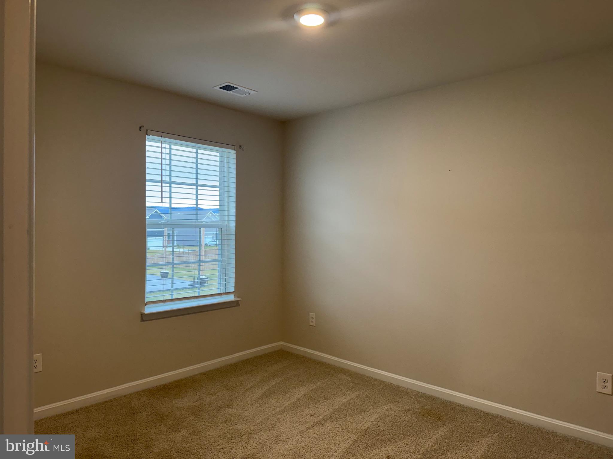 MAGNOLIA SPRINGS - Residential Lease