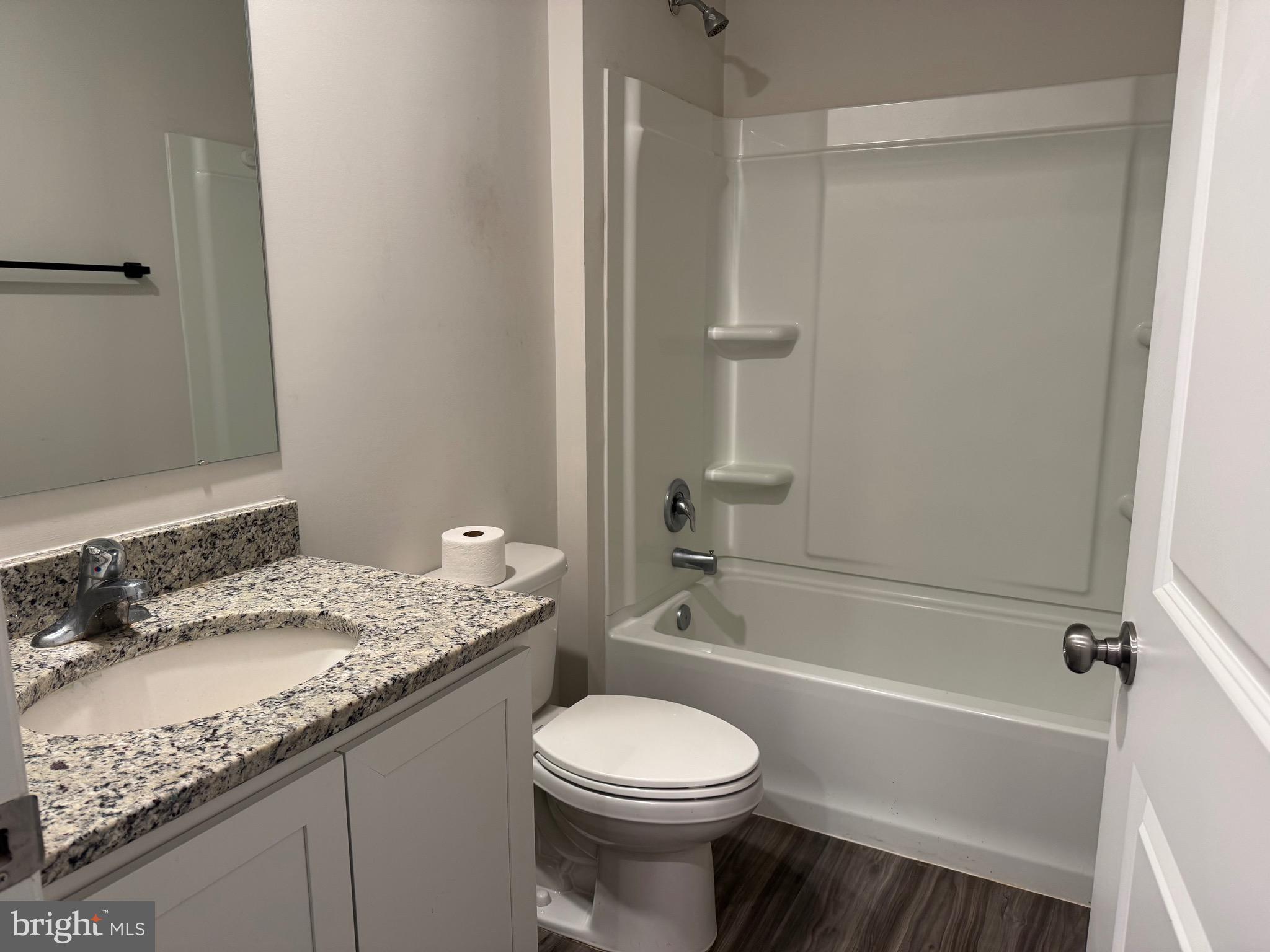 MAGNOLIA SPRINGS - Residential Lease