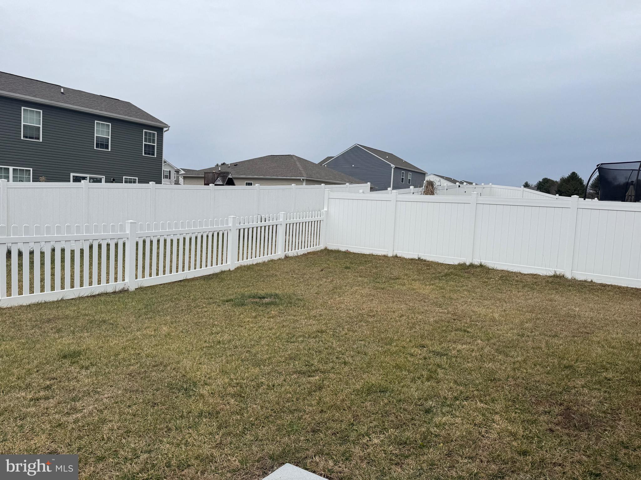 MAGNOLIA SPRINGS - Residential Lease