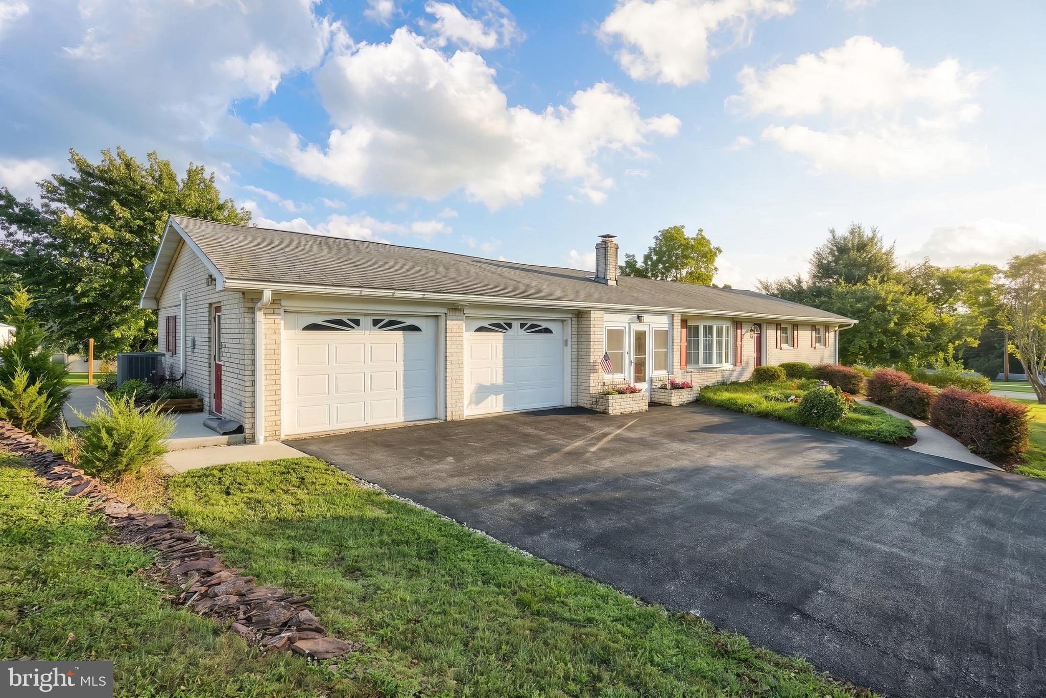 950 FREDERICK PIKE