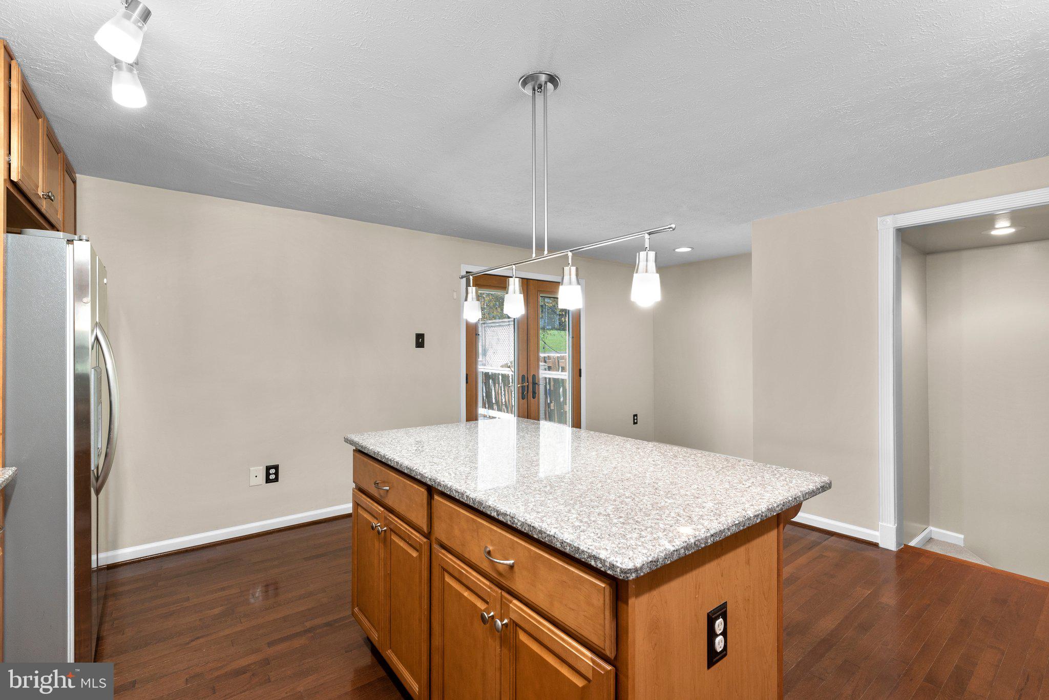 ROCKBURN COMMONS - Residential