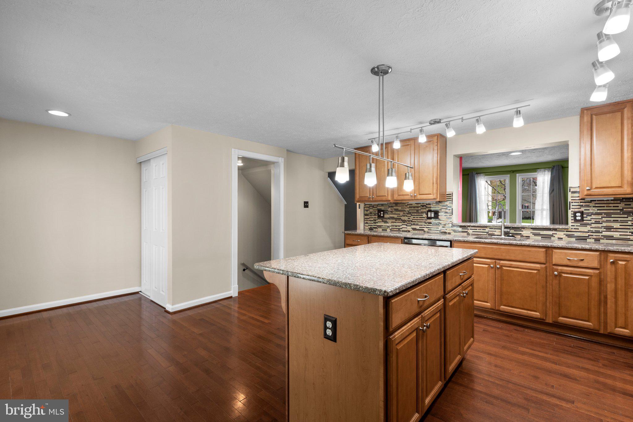 ROCKBURN COMMONS - Residential