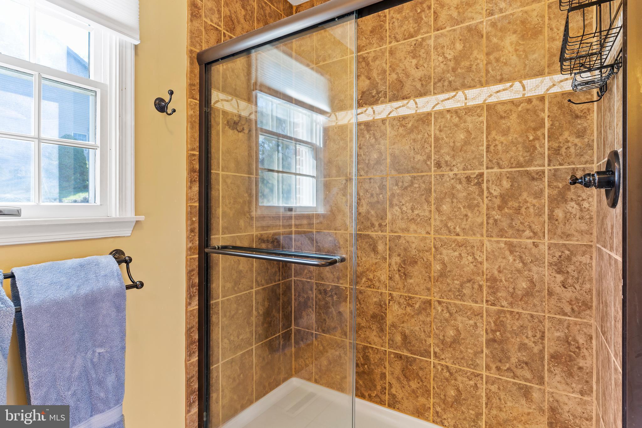 COUNTRY CLUB PARK - Residential