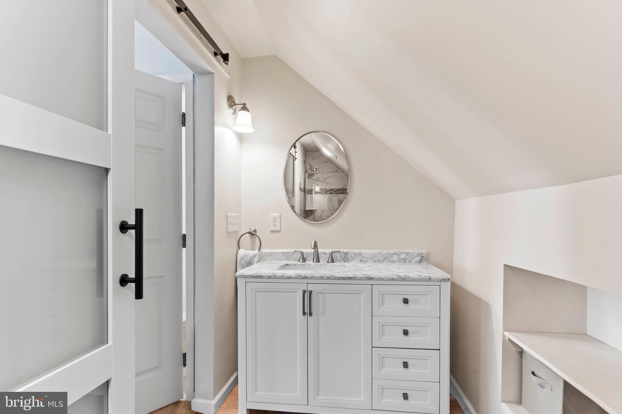 COUNTRY CLUB PARK - Residential