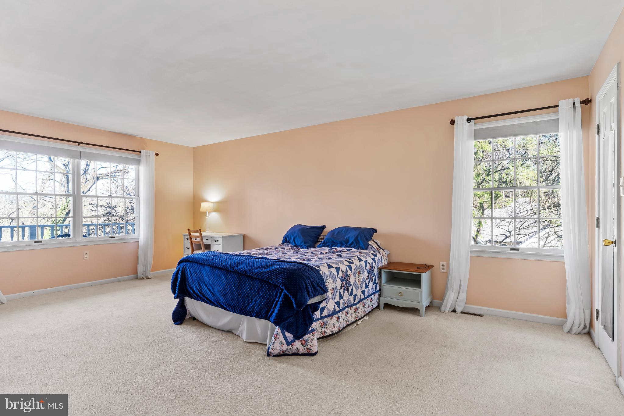 COUNTRY CLUB PARK - Residential