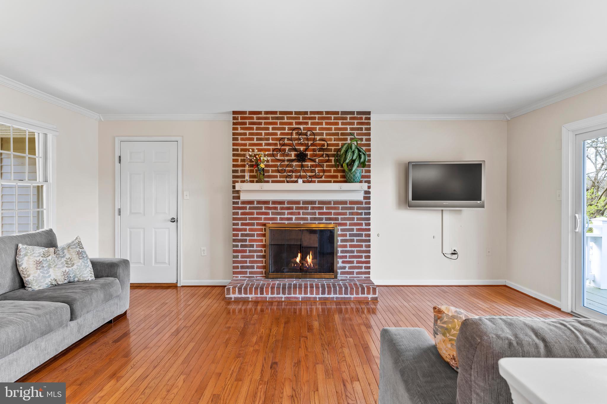 COUNTRY CLUB PARK - Residential