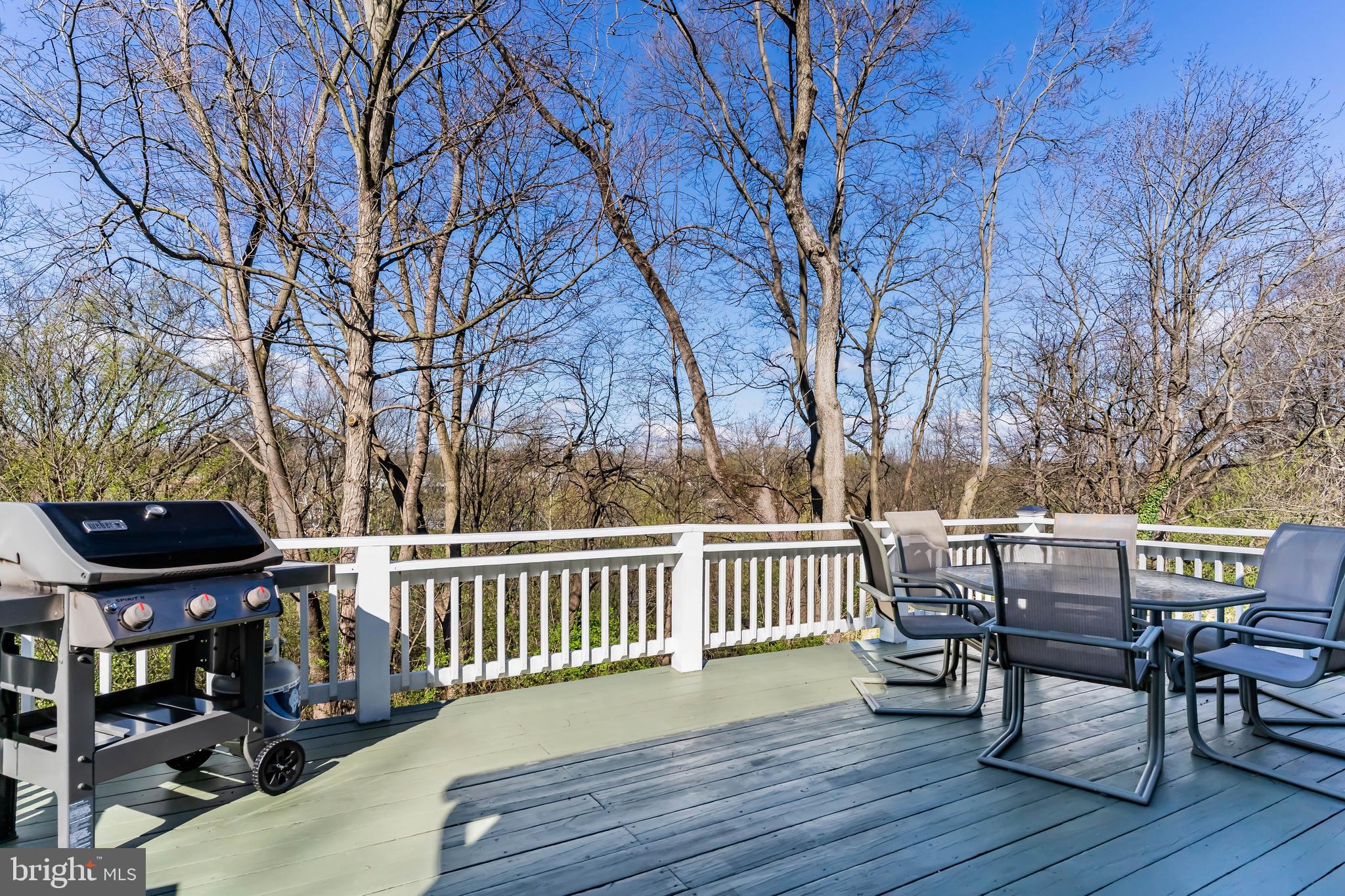 COUNTRY CLUB PARK - Residential