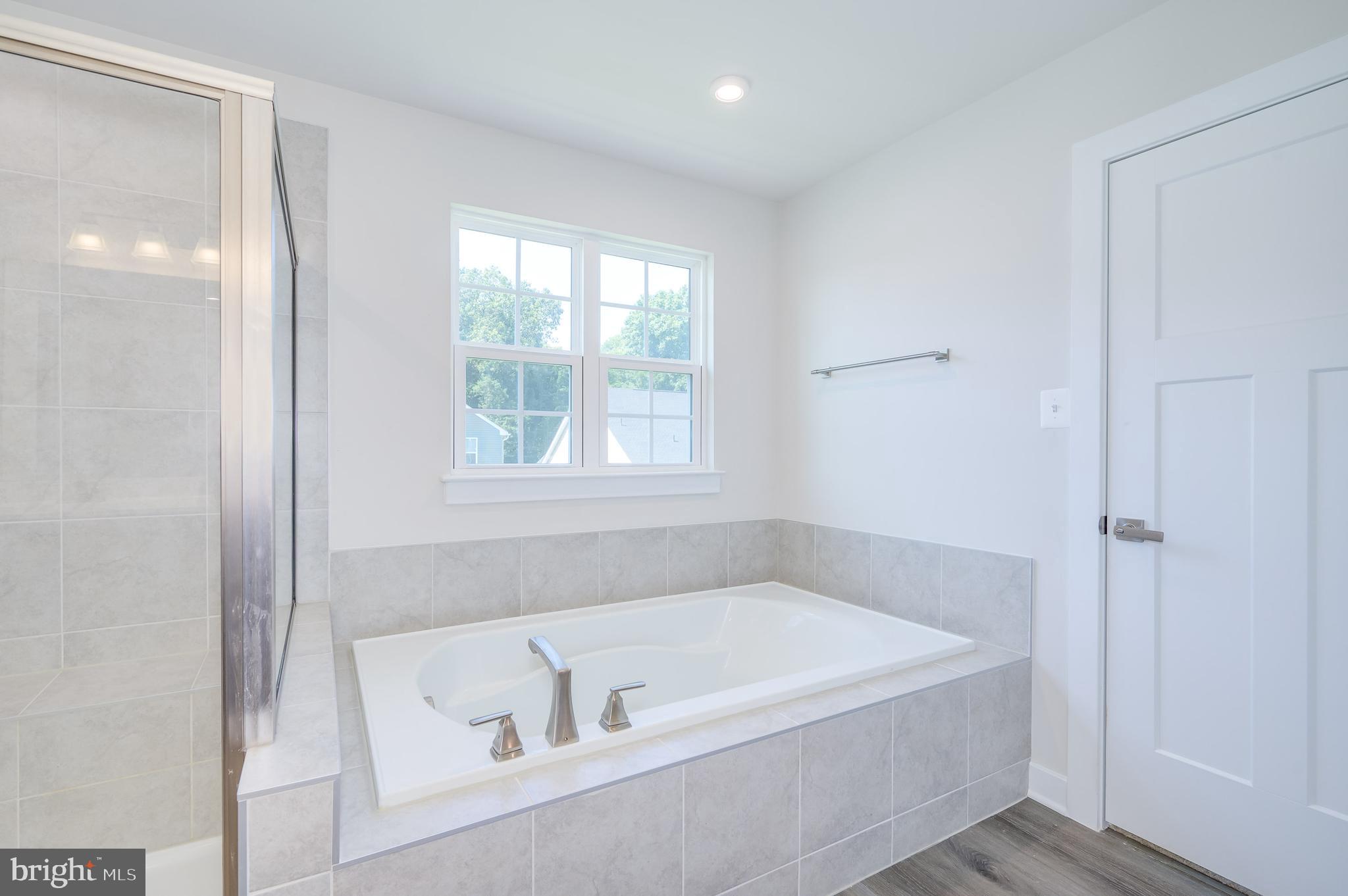 THE LAKES AT MARTINSBURG - Residential