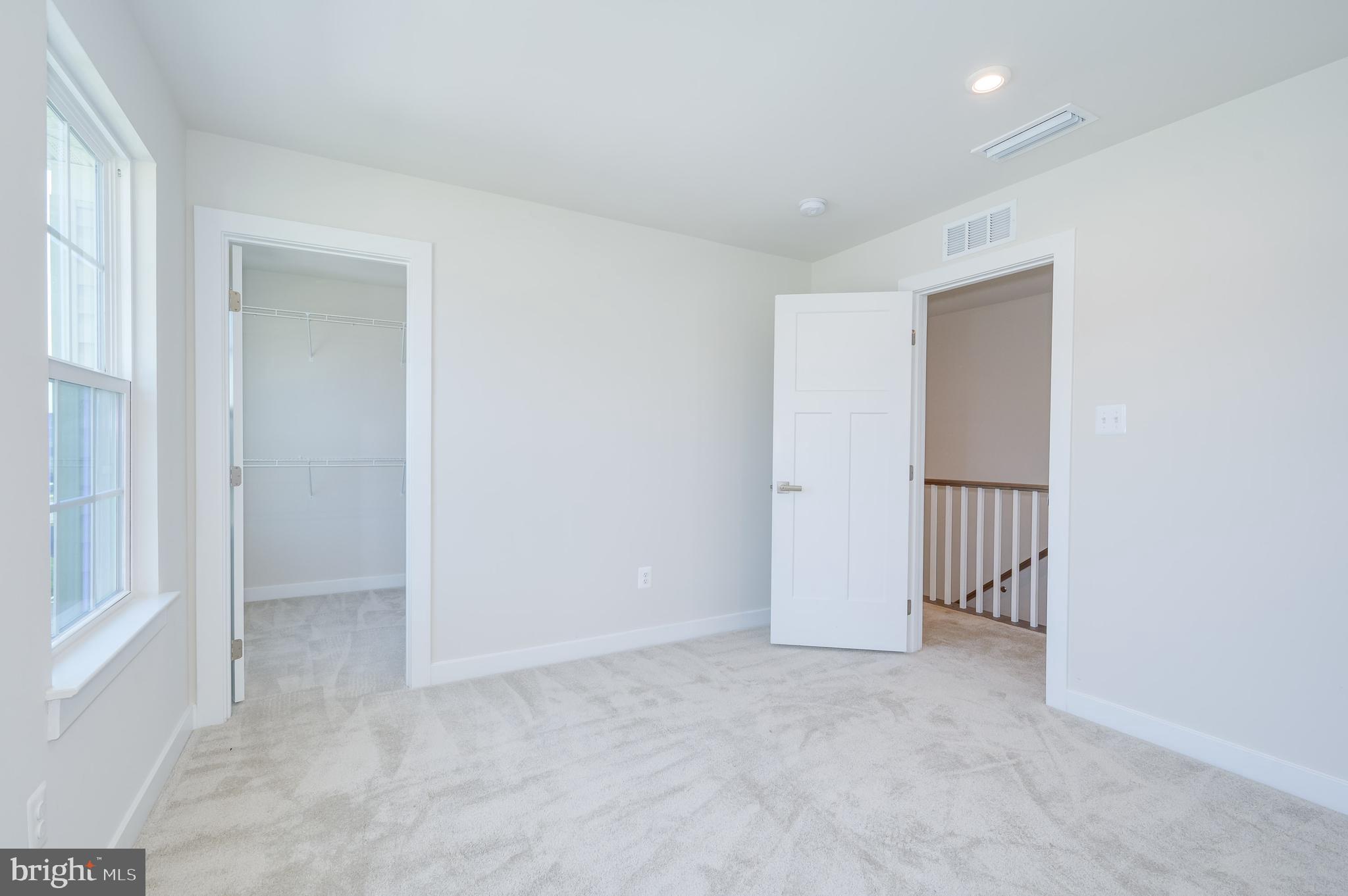 THE LAKES AT MARTINSBURG - Residential