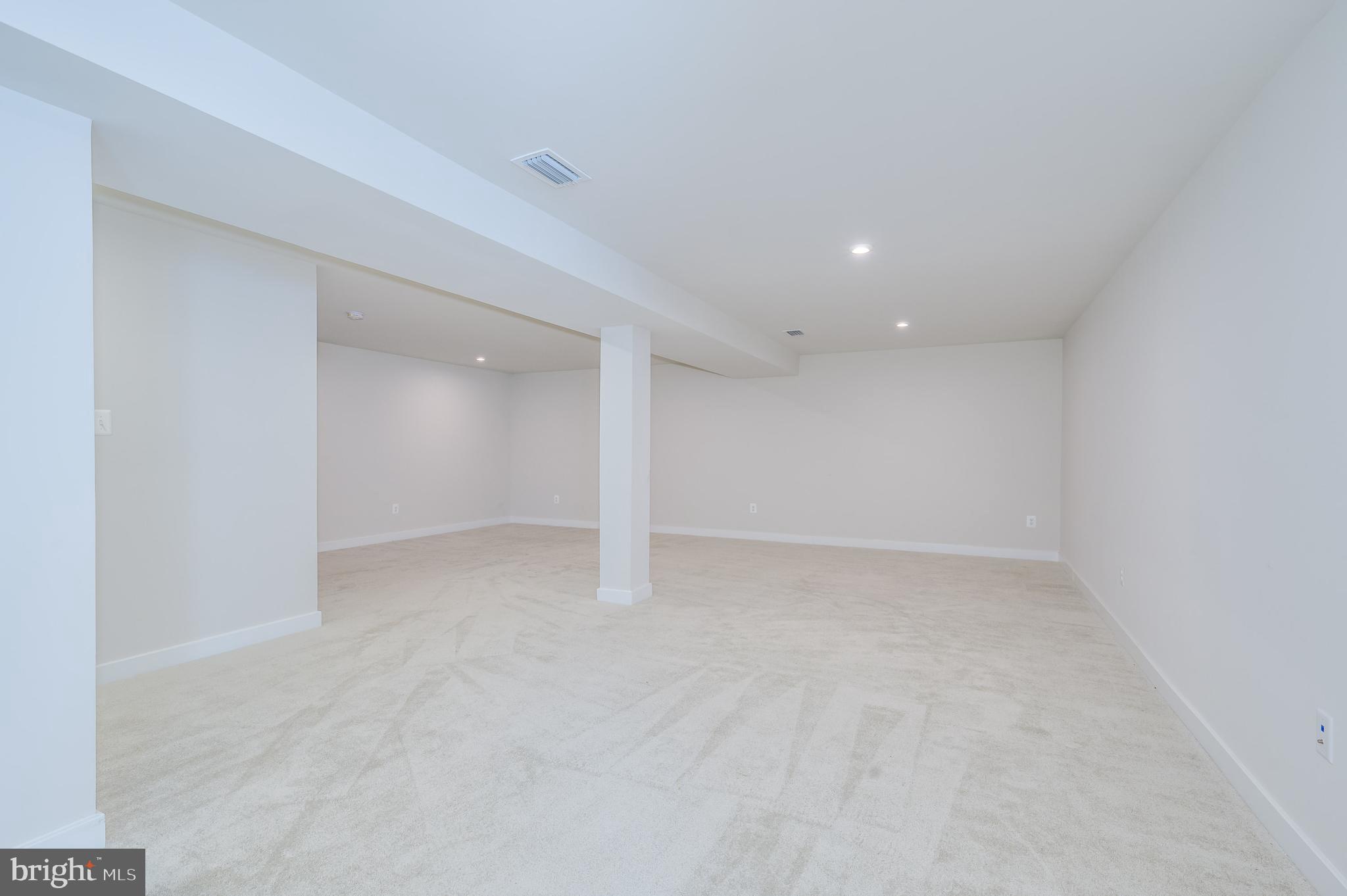 THE LAKES AT MARTINSBURG - Residential