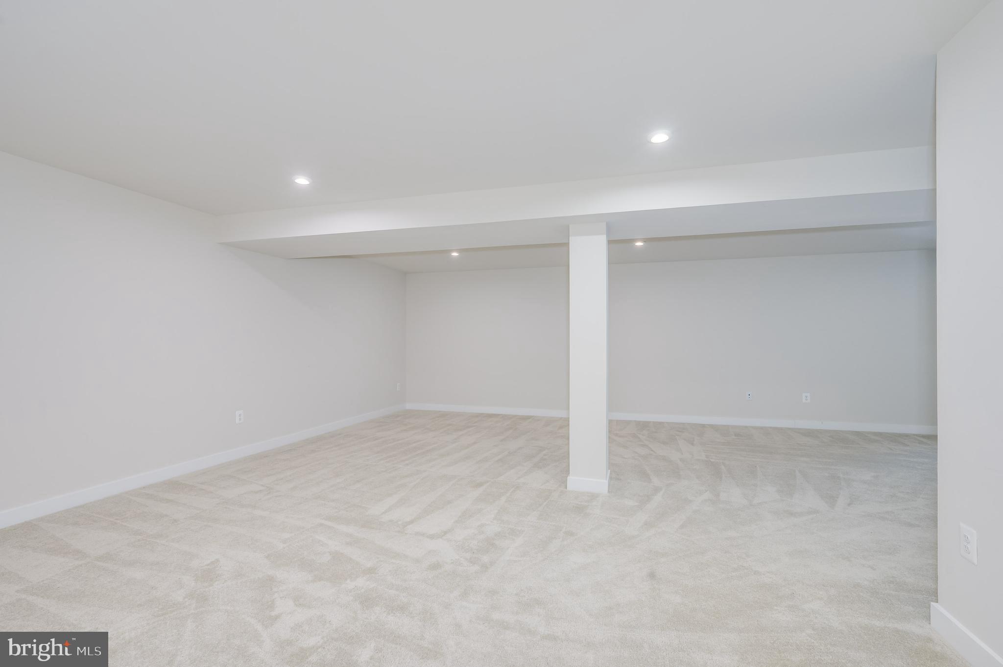 THE LAKES AT MARTINSBURG - Residential