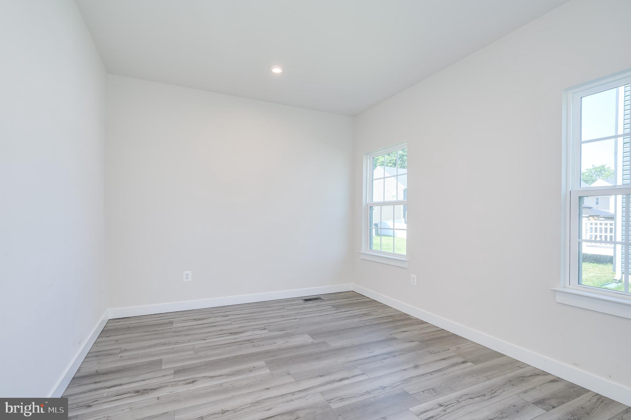 THE LAKES AT MARTINSBURG - Residential