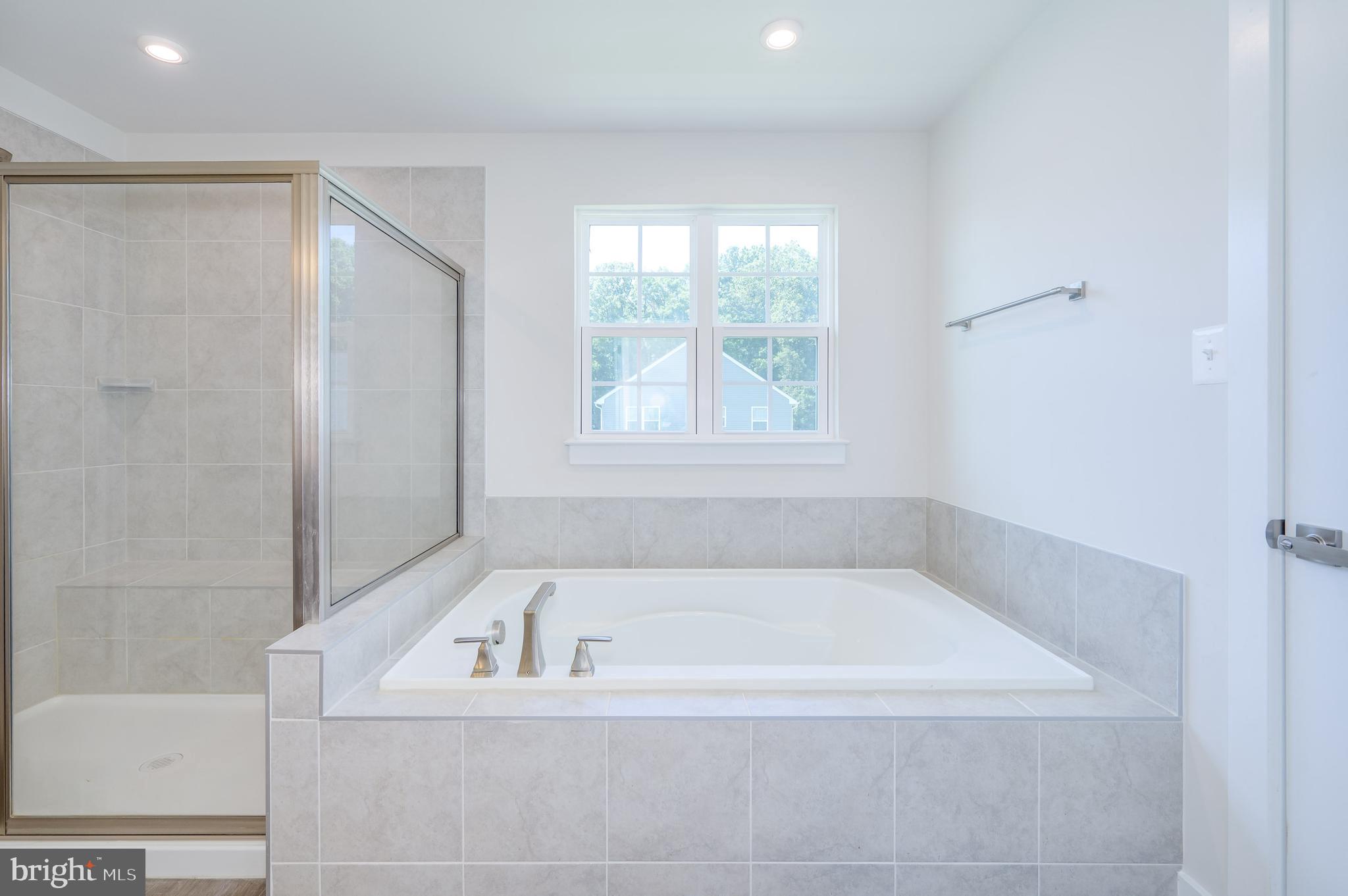 THE LAKES AT MARTINSBURG - Residential