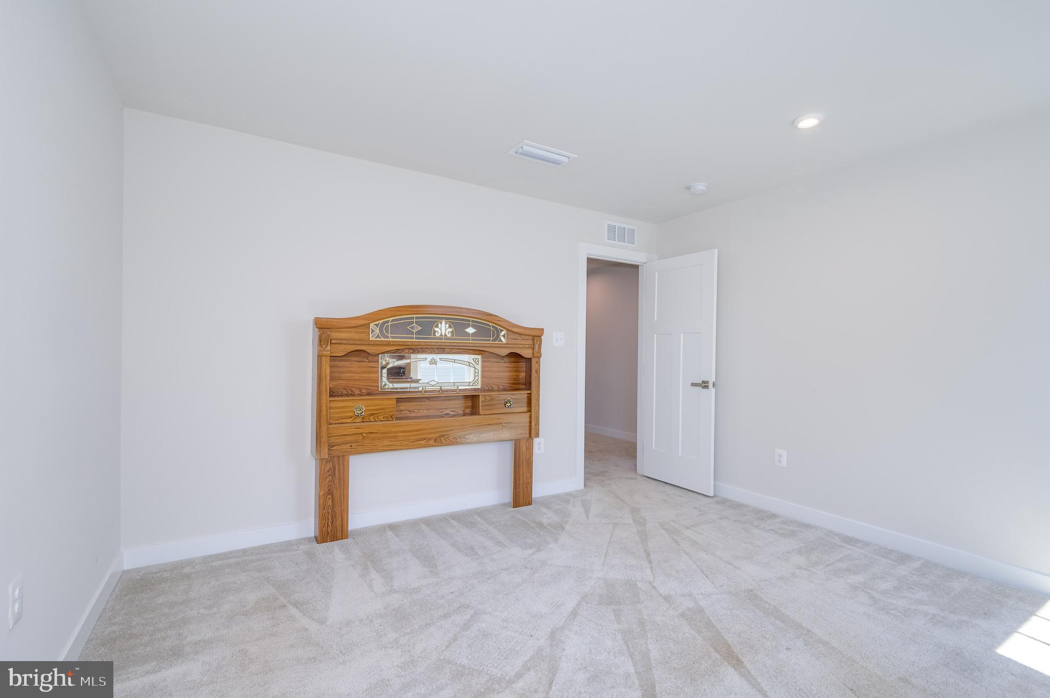 THE LAKES AT MARTINSBURG - Residential