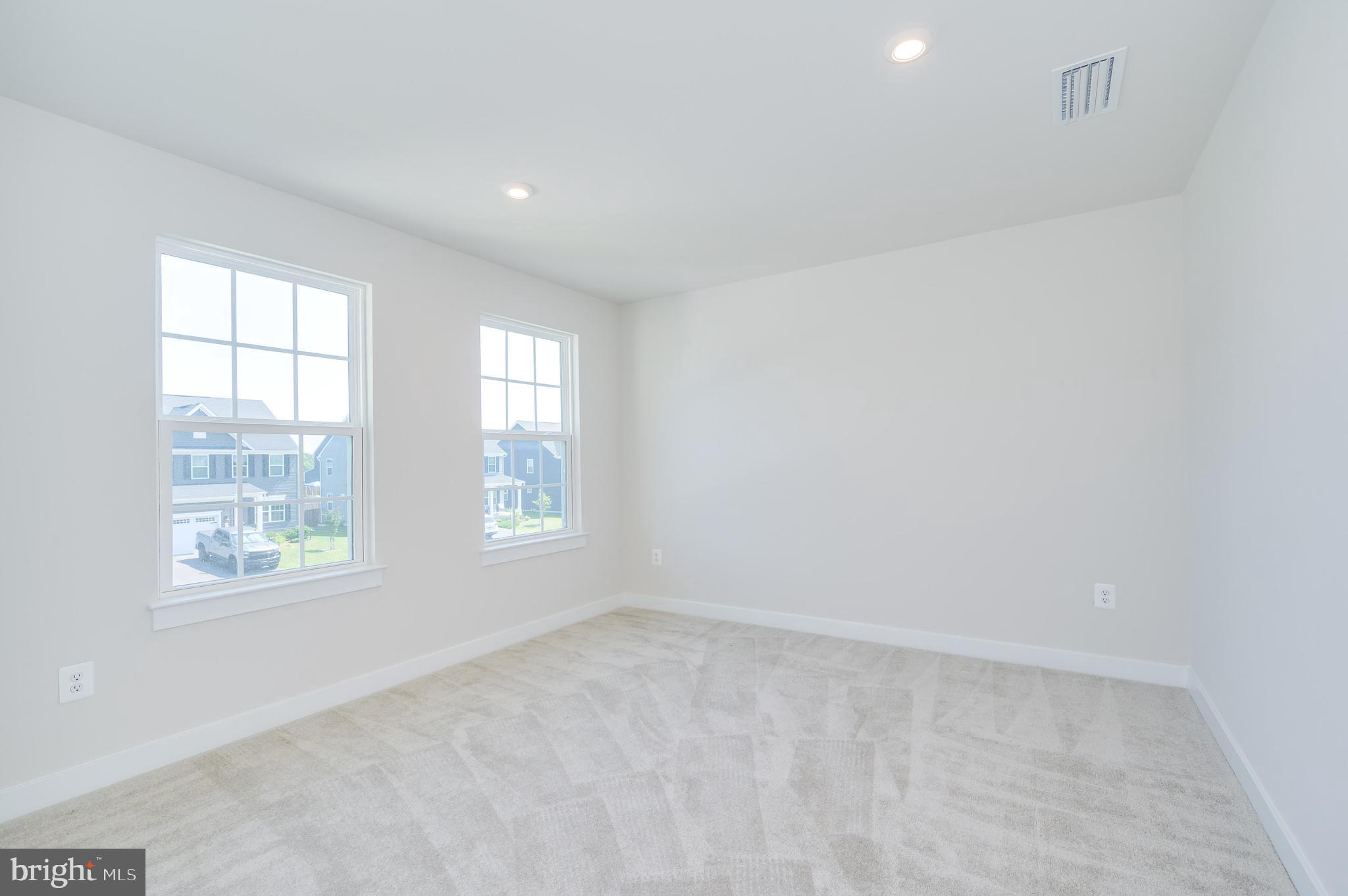 THE LAKES AT MARTINSBURG - Residential