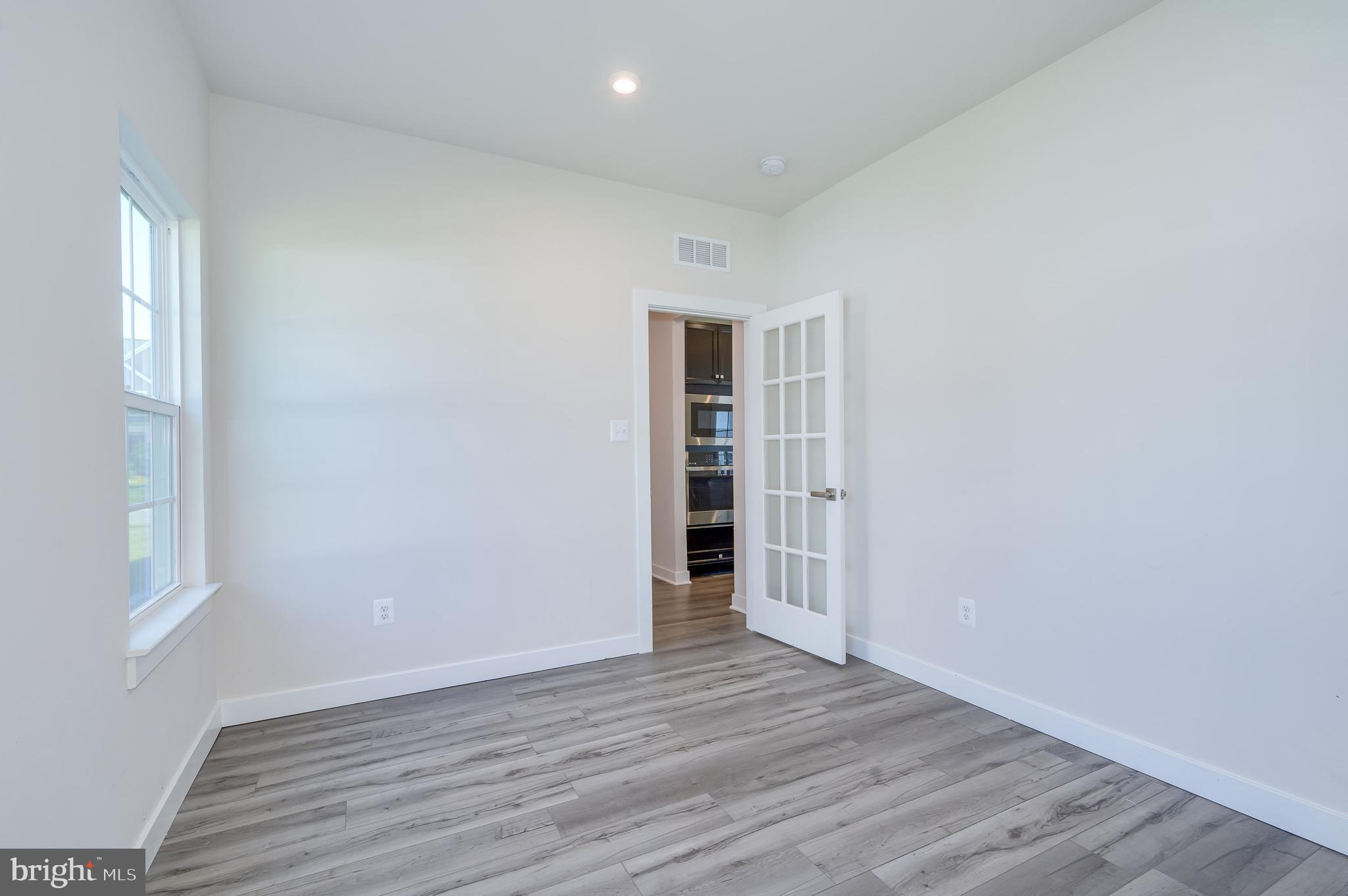 THE LAKES AT MARTINSBURG - Residential