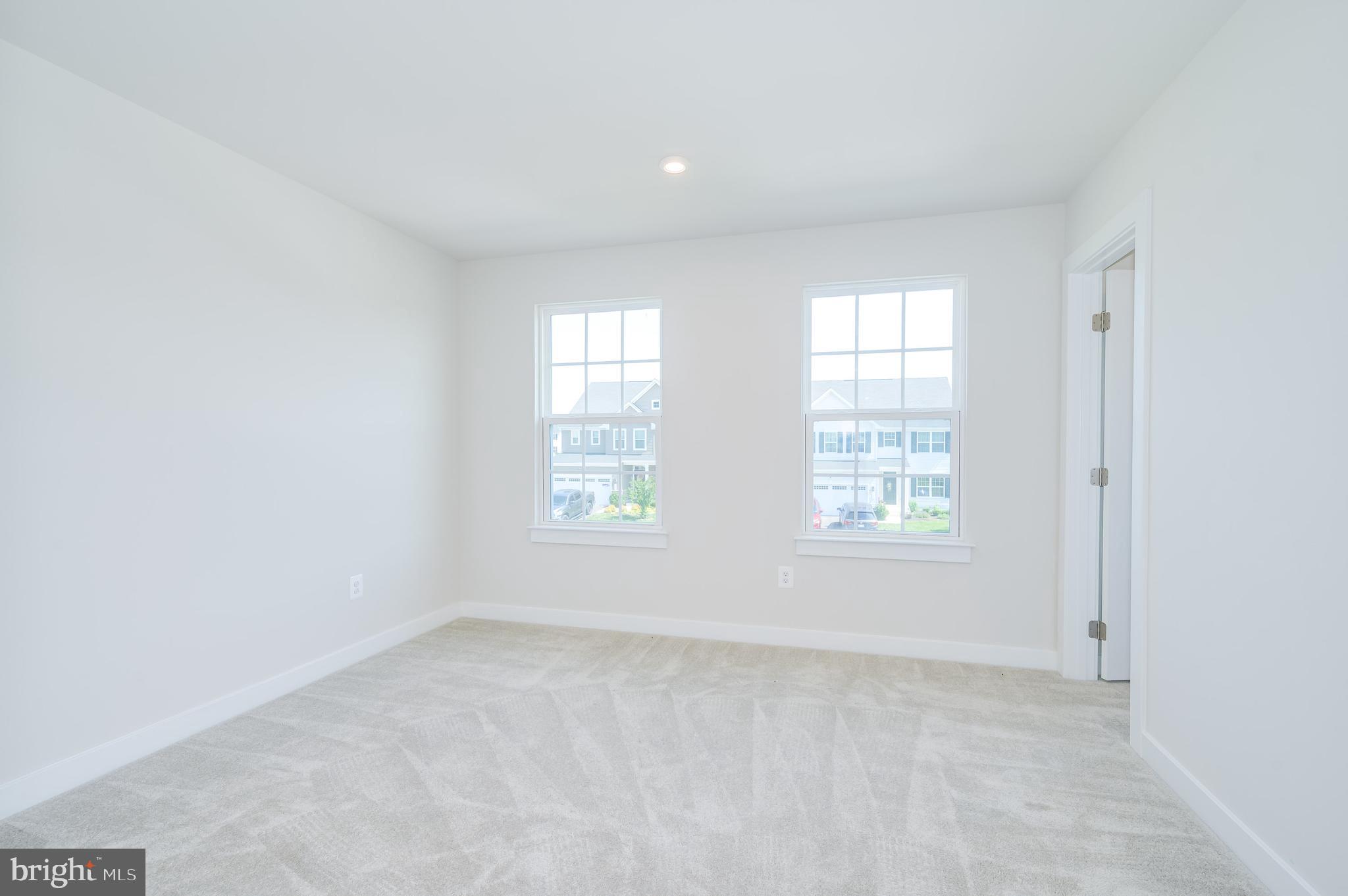 THE LAKES AT MARTINSBURG - Residential