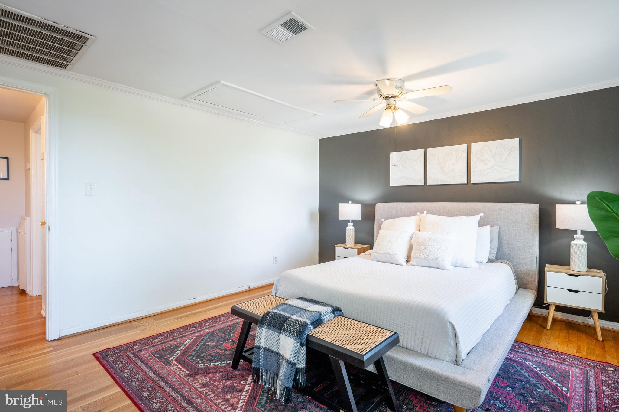 WARWICK VILLAGE - Residential