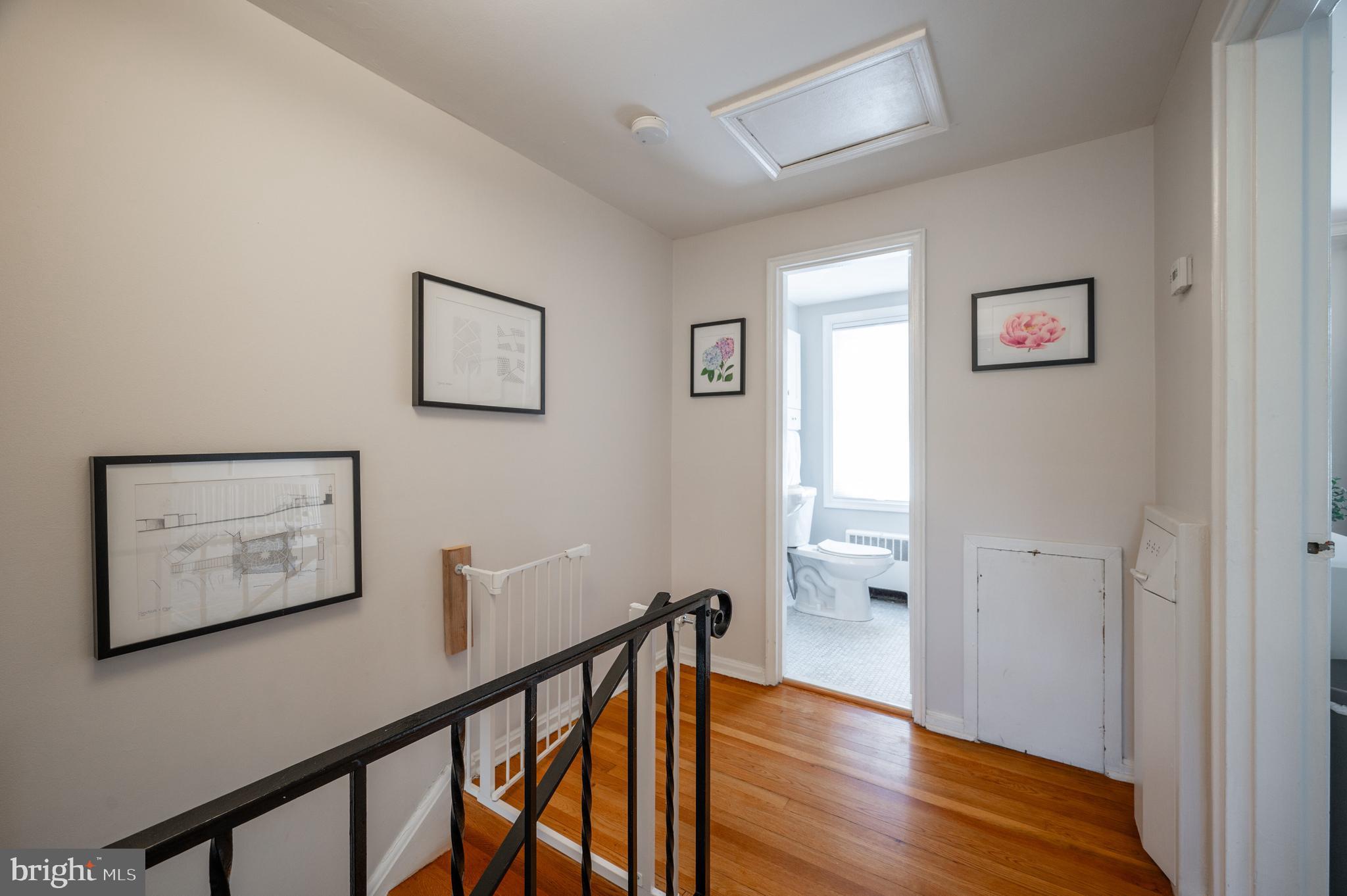 WARWICK VILLAGE - Residential